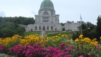 Photo Thumbnail of Mind-bloggling Church l'Oratoire In Montreal