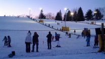 Photo Thumbnail of Nearby Snowboarding In Toronto: Glen Eden