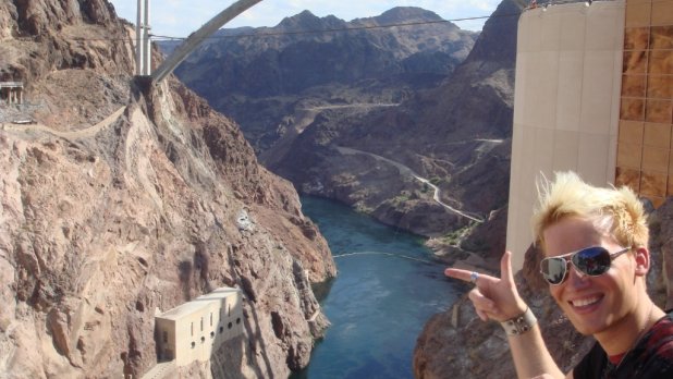 Don't Fall Off The Largest Dam In The USA: Hoover Dam