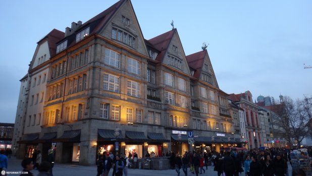 1-Day In Munich Eating German Bratwurst