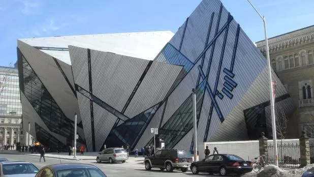 My First Time At The Royal Ontario Museum (ROM) In Toronto